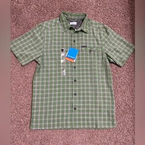 Columbia Men's Casual Green Checkered Shirt